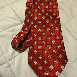 Patrick Francis Pure Silk Tie / Ireland -Red Tie with Gold Medallion Pattern